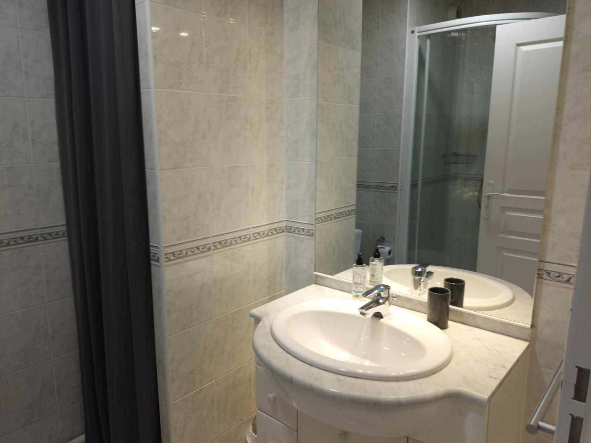 Appart. 2* A Hendaye, Proche Centre, Parking Privatif - Fr-1-239-777 Leilighet Eksteriør bilde